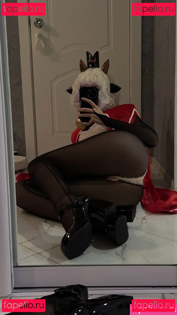 frauleinmilk / https: / suisai.uwu / suisaiuwu Onlyfans Photo Gallery 