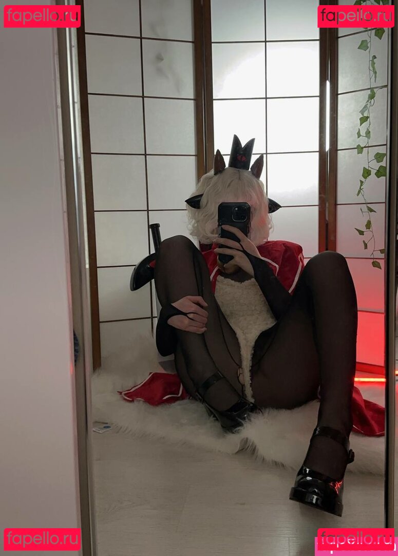 frauleinmilk / https: / suisai.uwu / suisaiuwu Onlyfans Photo Gallery 