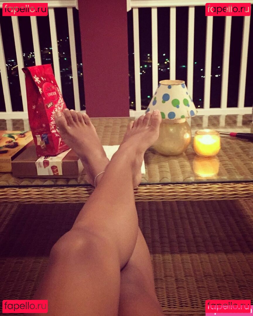 Sinead Xia / sin.xia Onlyfans Photo Gallery 