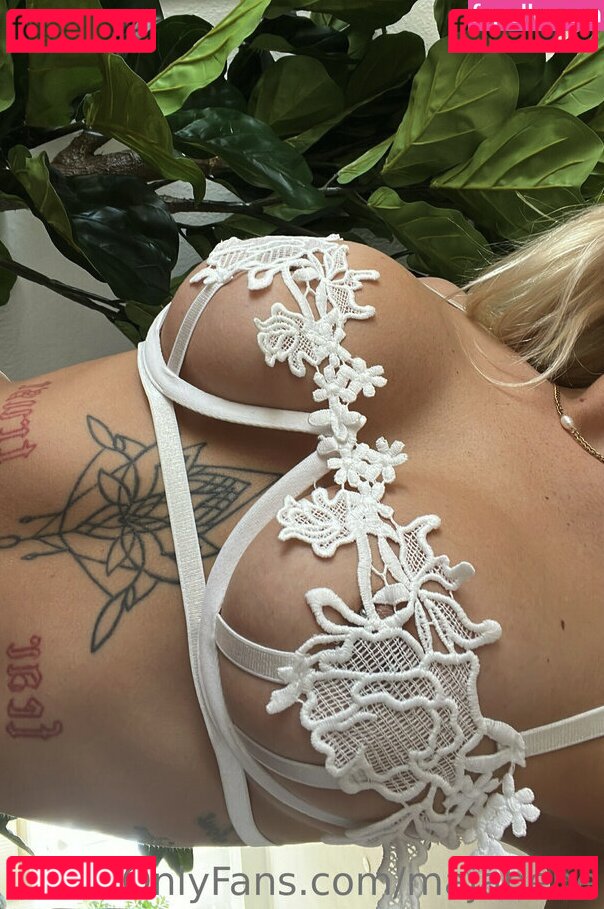 Maja Bebe / Majabruunbebelarsen / majabebe Onlyfans Photo Gallery 