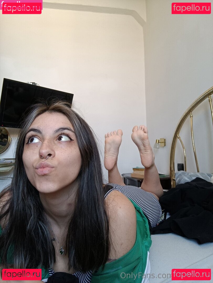 maybe_ele2 / maybel2 Onlyfans Photo Gallery 