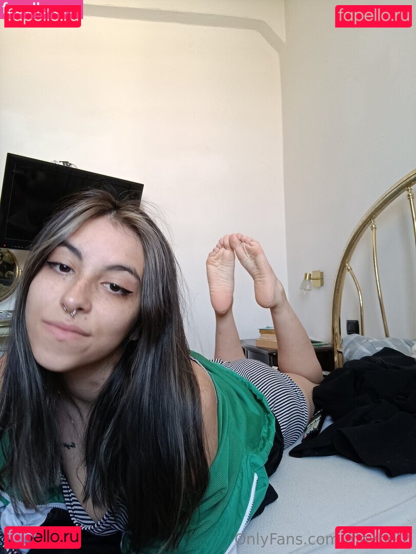 maybe_ele2 / maybel2 Onlyfans Photo Gallery 