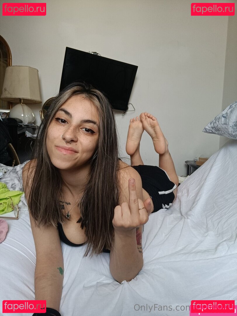 maybe_ele2 / maybel2 Onlyfans Photo Gallery 