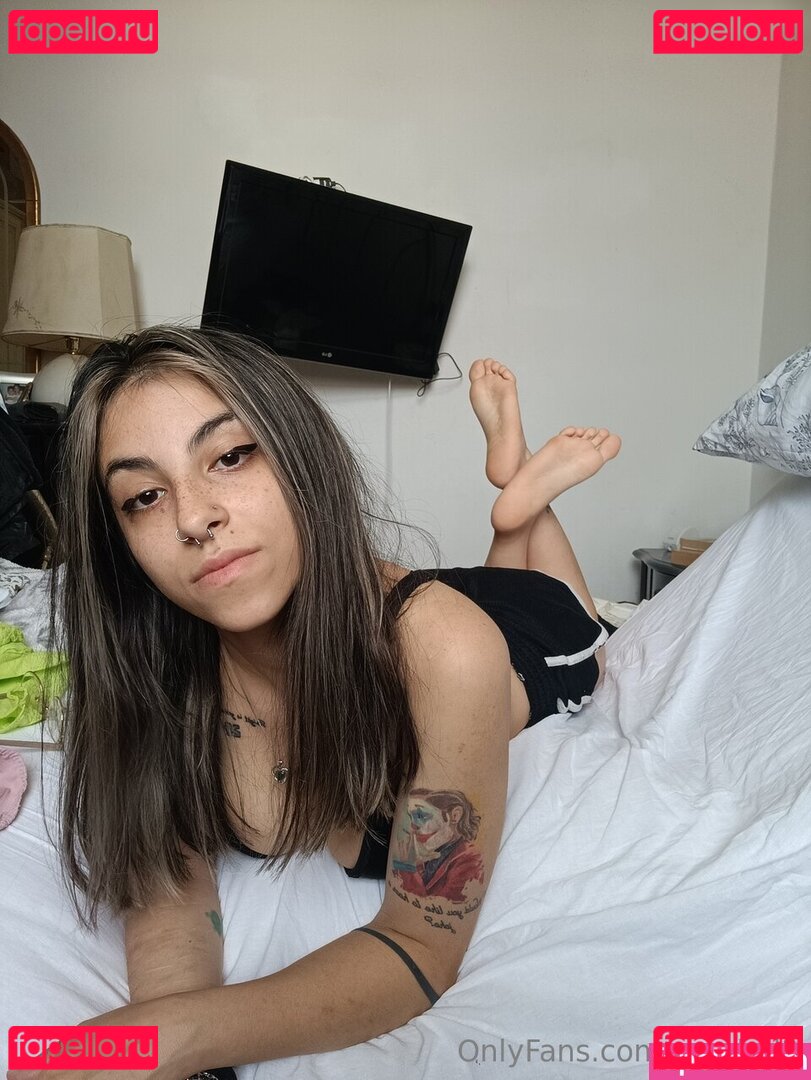 maybe_ele2 / maybel2 Onlyfans Photo Gallery 