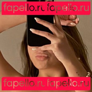 inluvwithssofia / sofiareyyes Onlyfans Photo Gallery 