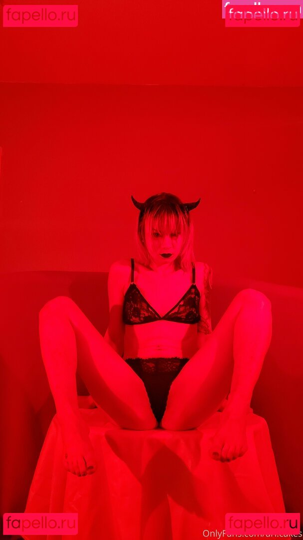 Ari.cakes / aricakeess Onlyfans Photo Gallery 