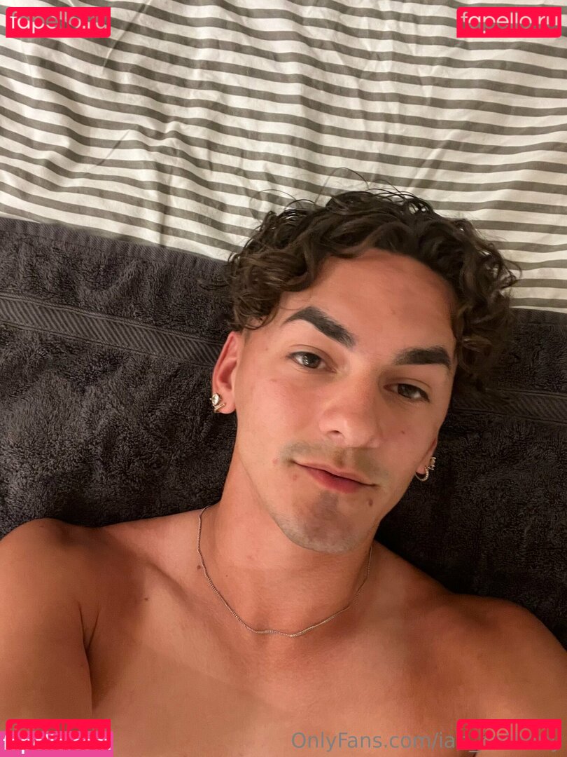 ian_anthony Onlyfans Photo Gallery 