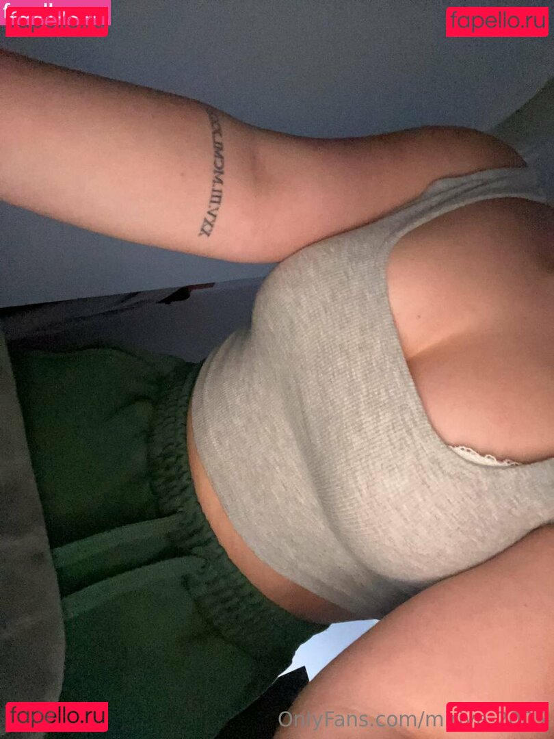 Miriya-2005 / miriyalee Onlyfans Photo Gallery 