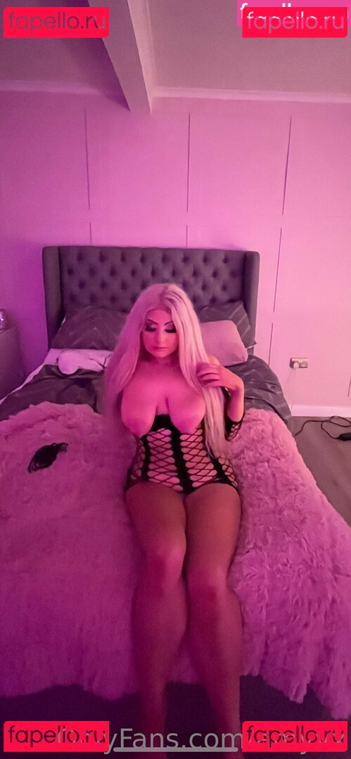 Amyvx / https: Onlyfans Photo Gallery 