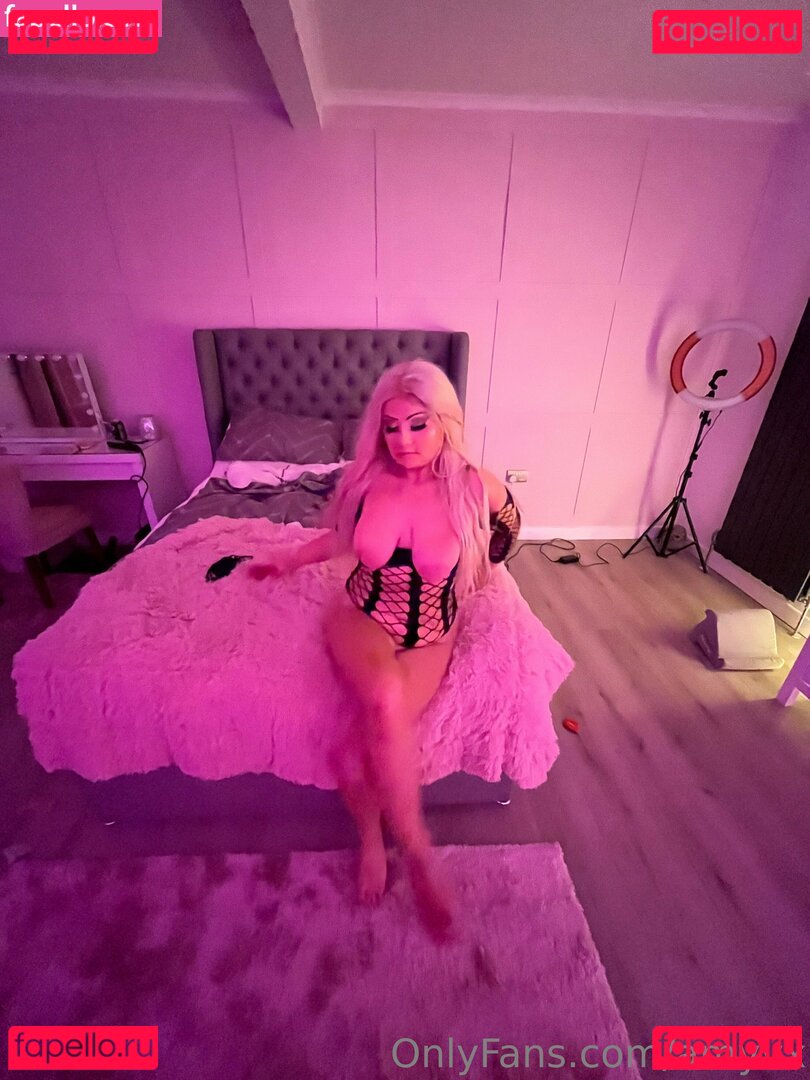 Amyvx / https: Onlyfans Photo Gallery 