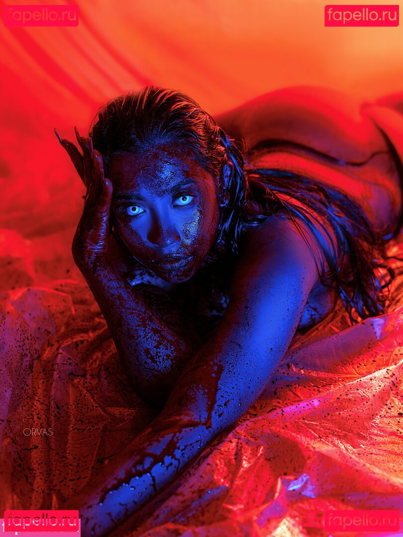 Debochan / __d.e.b.o.__ / deboramoon Onlyfans Photo Gallery 