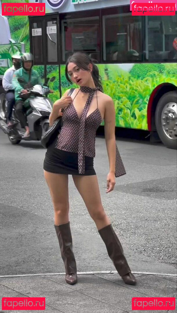 salysaouk Onlyfans Photo Gallery 