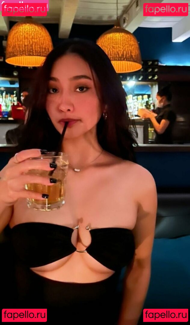 salysaouk Onlyfans Photo Gallery 