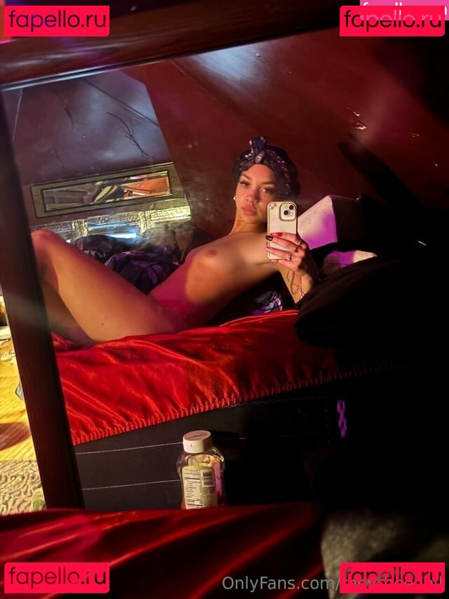 renytheedoll Onlyfans Photo Gallery 