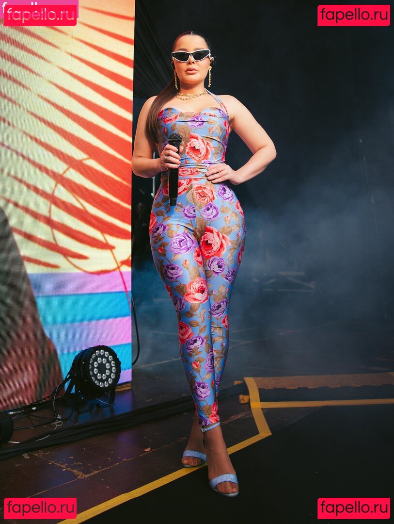 Maraisa Onlyfans Photo Gallery 