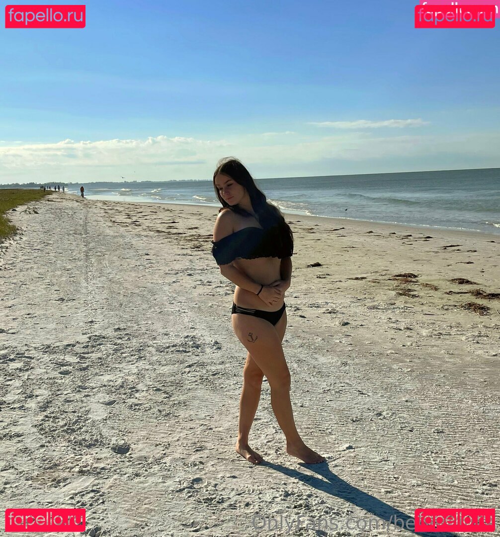 Bebevivika / vikababylovecakee Onlyfans Photo Gallery 