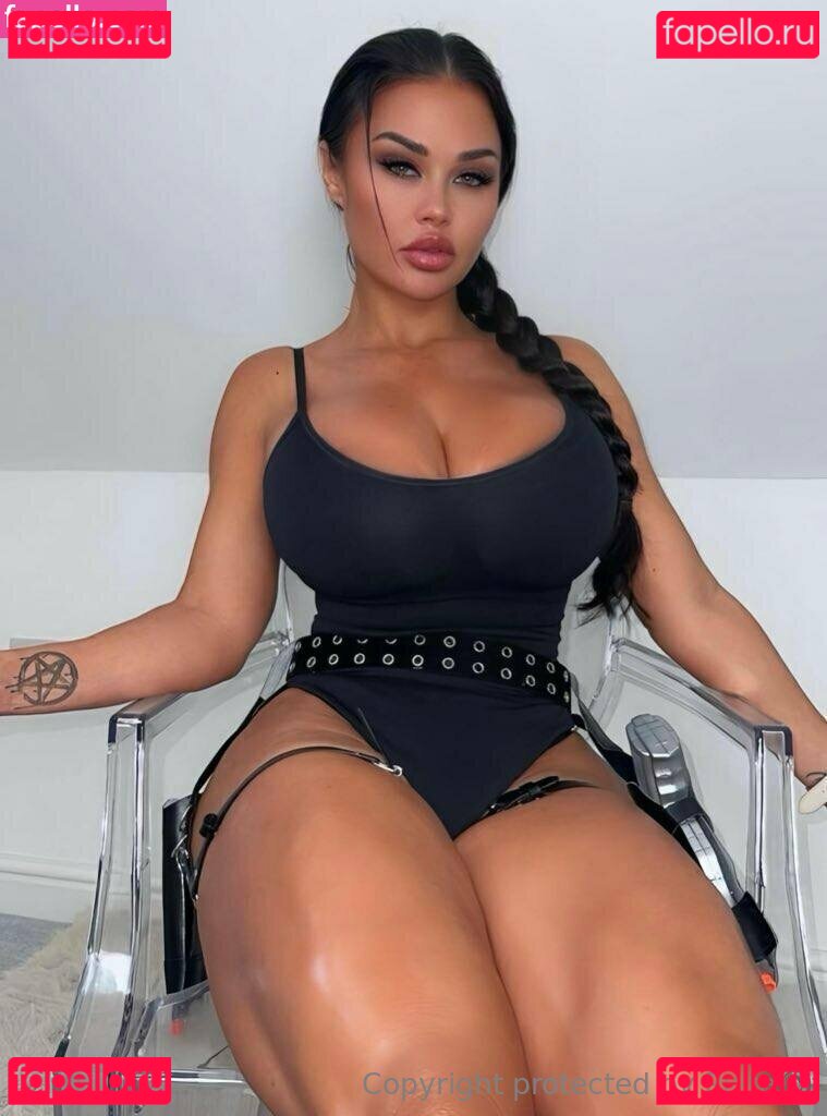 aliya.silk Onlyfans Photo Gallery 