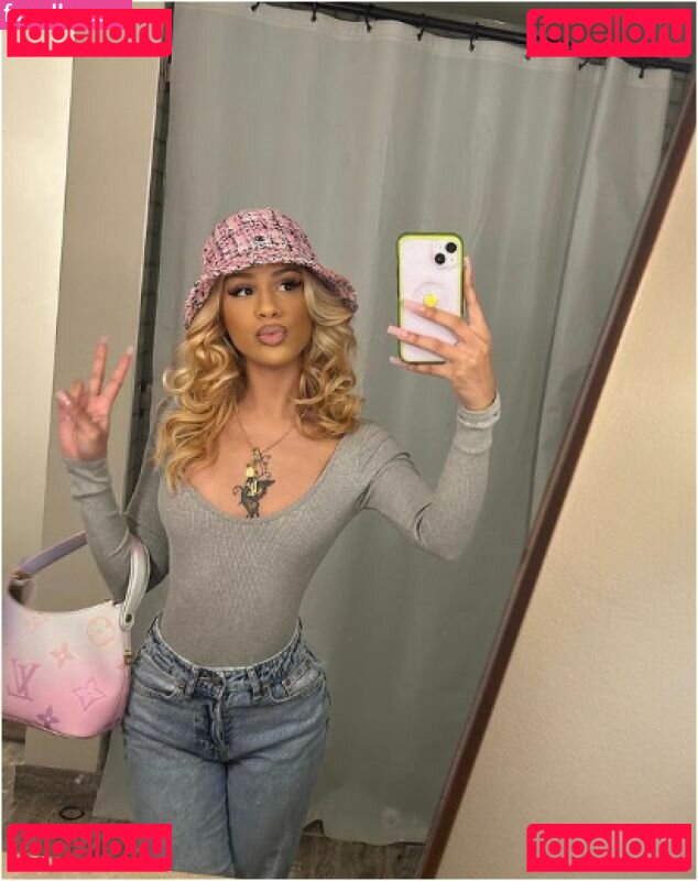 Ahnamac / itsahnamac Onlyfans Photo Gallery 