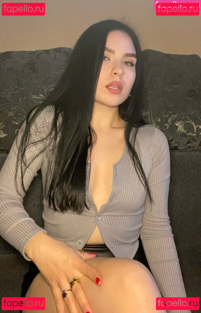 polina.dream / polina_dream Onlyfans Photo Gallery 