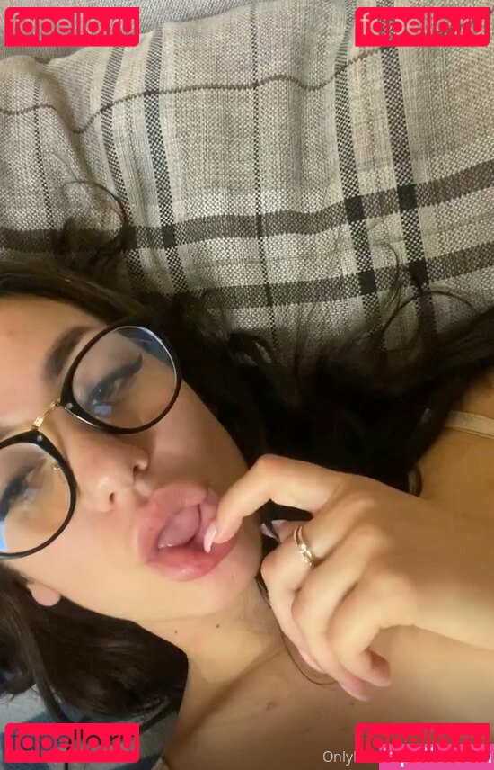 anyalove11 / anyalove2 Onlyfans Photo Gallery 