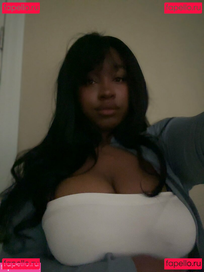 k0kobeam / kokokay Onlyfans Photo Gallery 