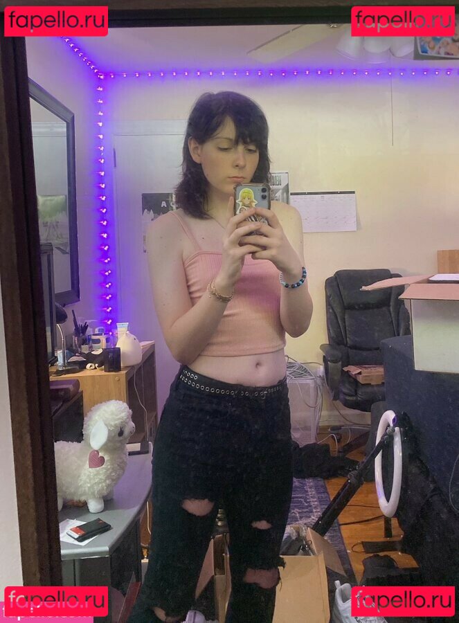 Ashely Lovecraft / Ghostlovecraft / adventuresofghostie / https: Onlyfans Photo Gallery 