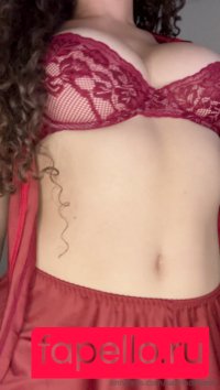 caressaxo Onlyfans Photo Gallery 