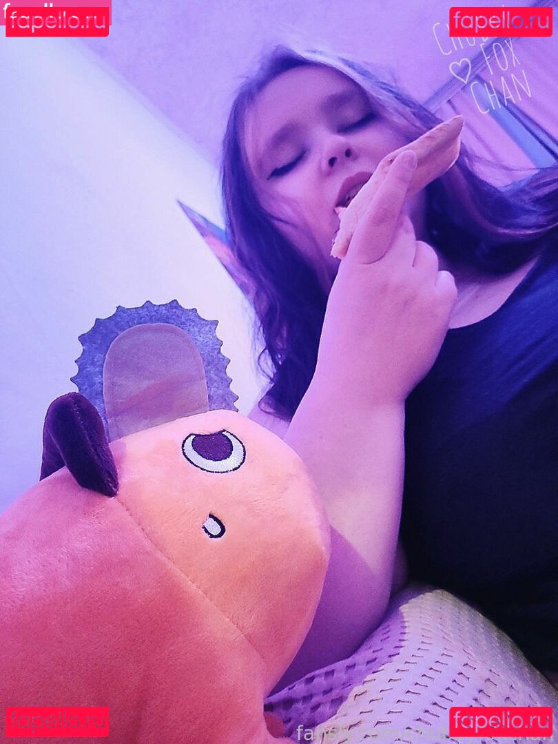 ChubbyFoxChan Onlyfans Photo Gallery 