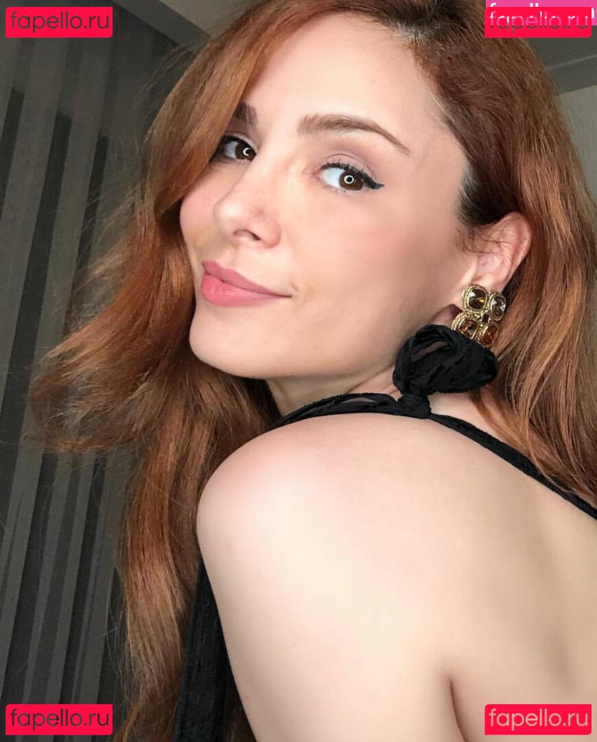 Mine Tugay / minetugay Onlyfans Photo Gallery 