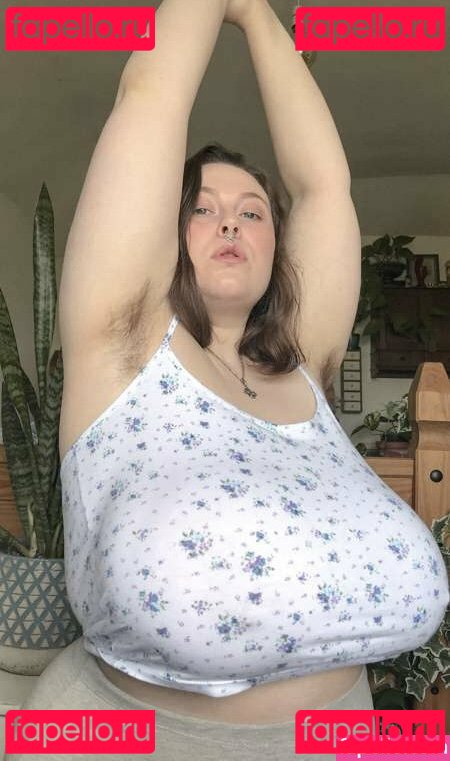 Majikmilk | Busty BBW / https: / majikmilk Onlyfans Photo Gallery 