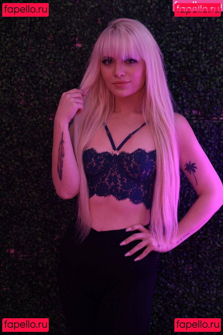 ASMR Shanny / asmrshanny / shananygans Onlyfans Photo Gallery 