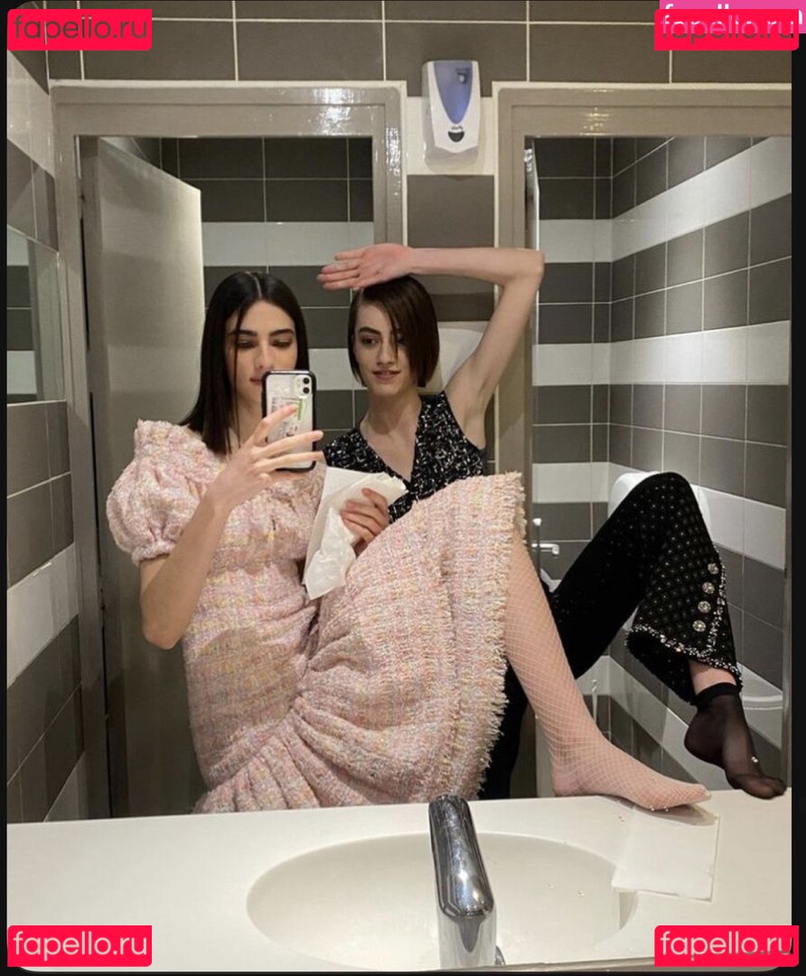 Loli Bahia / lolibahiaa Onlyfans Photo Gallery 