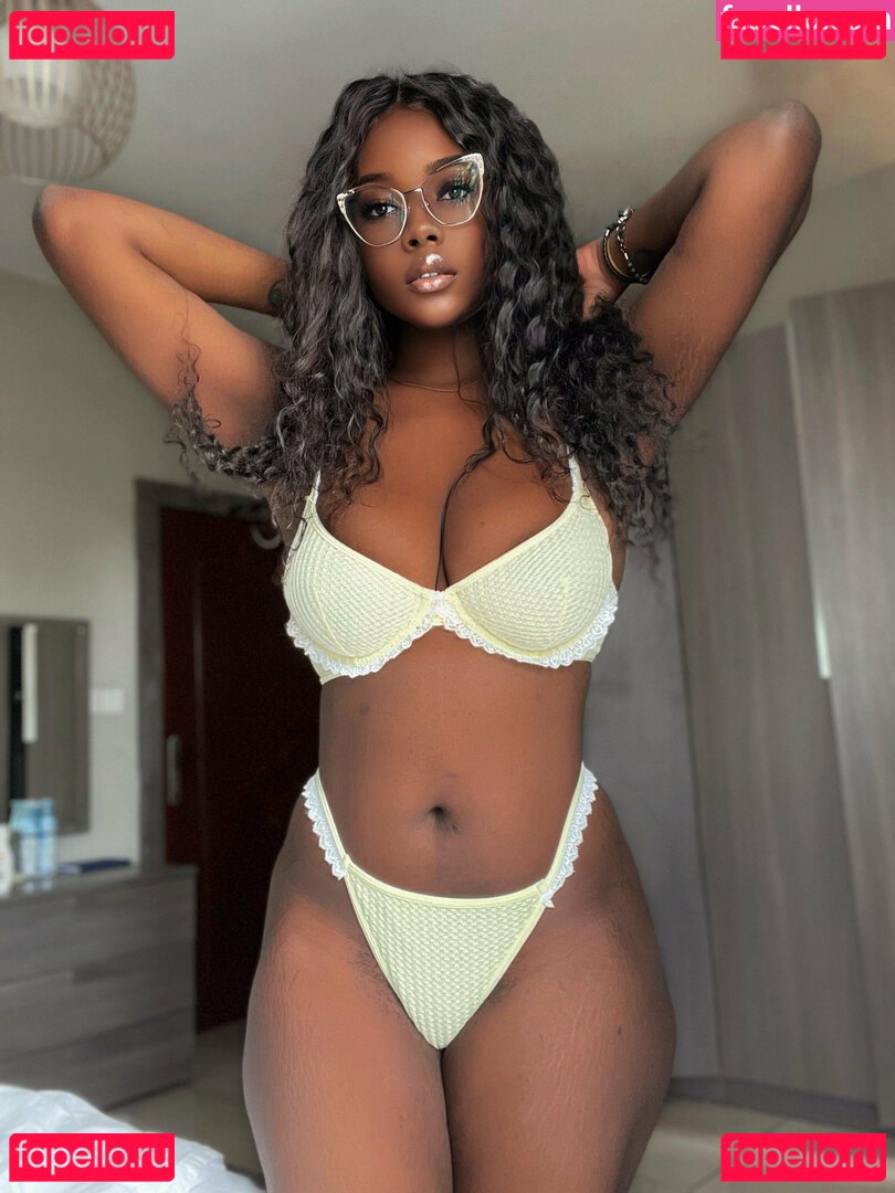 belleafterdark / xobellabailey Onlyfans Photo Gallery 