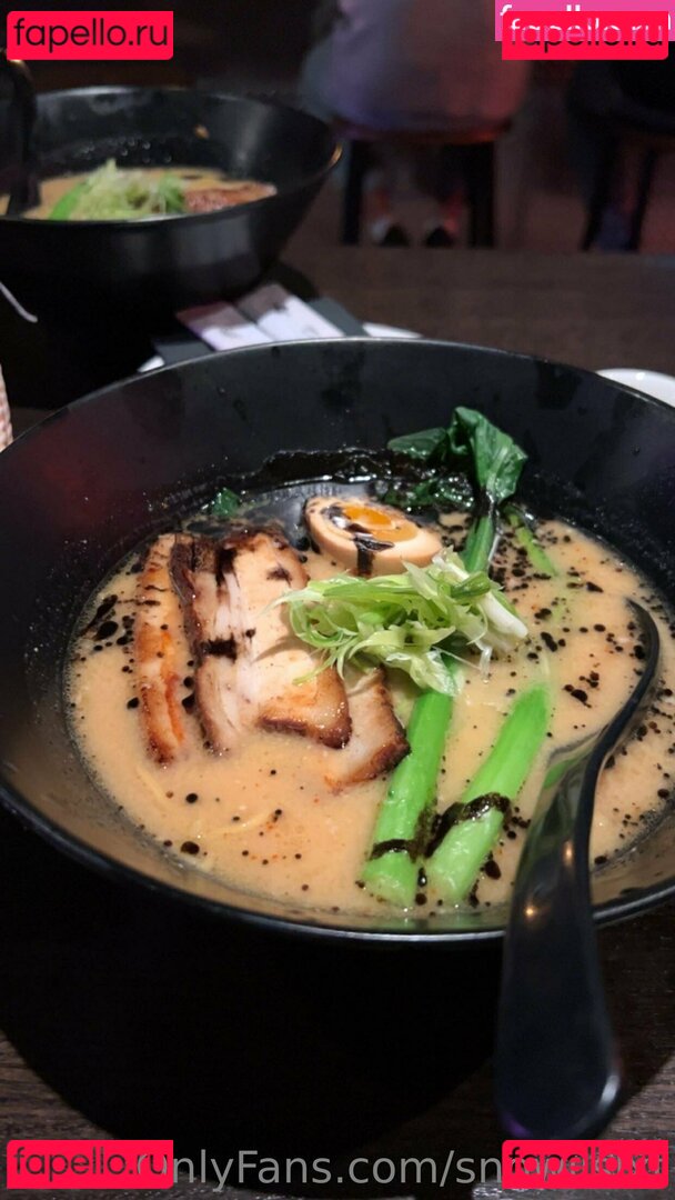 Ashley / snowiigurl / snowiislxt Onlyfans Photo Gallery 