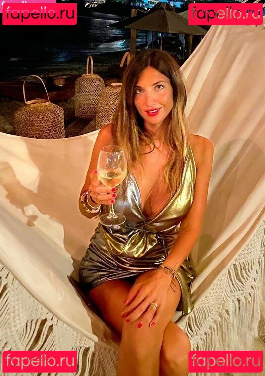 Luana Aterrano / luana_aterrano Onlyfans Photo Gallery 