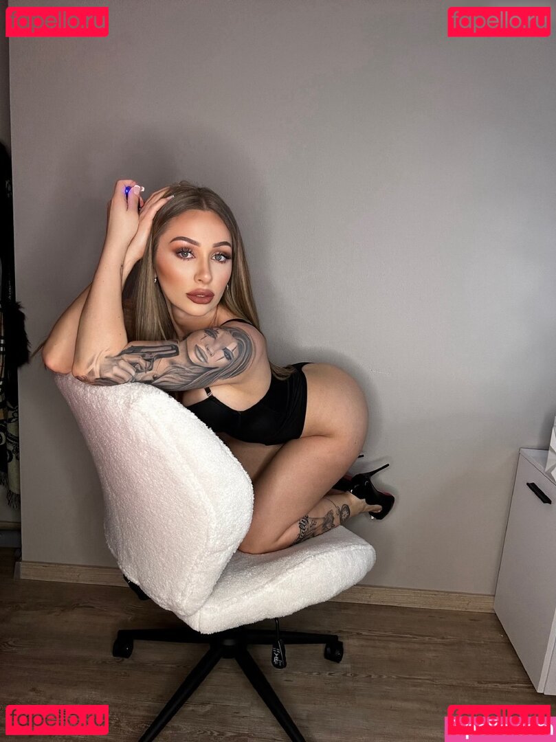 Lucy Love / imlucylove / lucylovede Onlyfans Photo Gallery 
