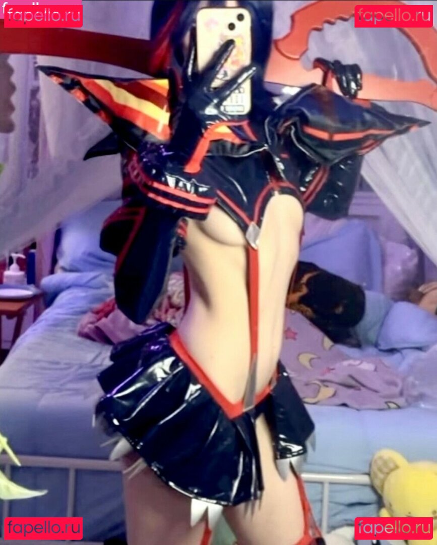 lolyomie / yomie Onlyfans Photo Gallery 