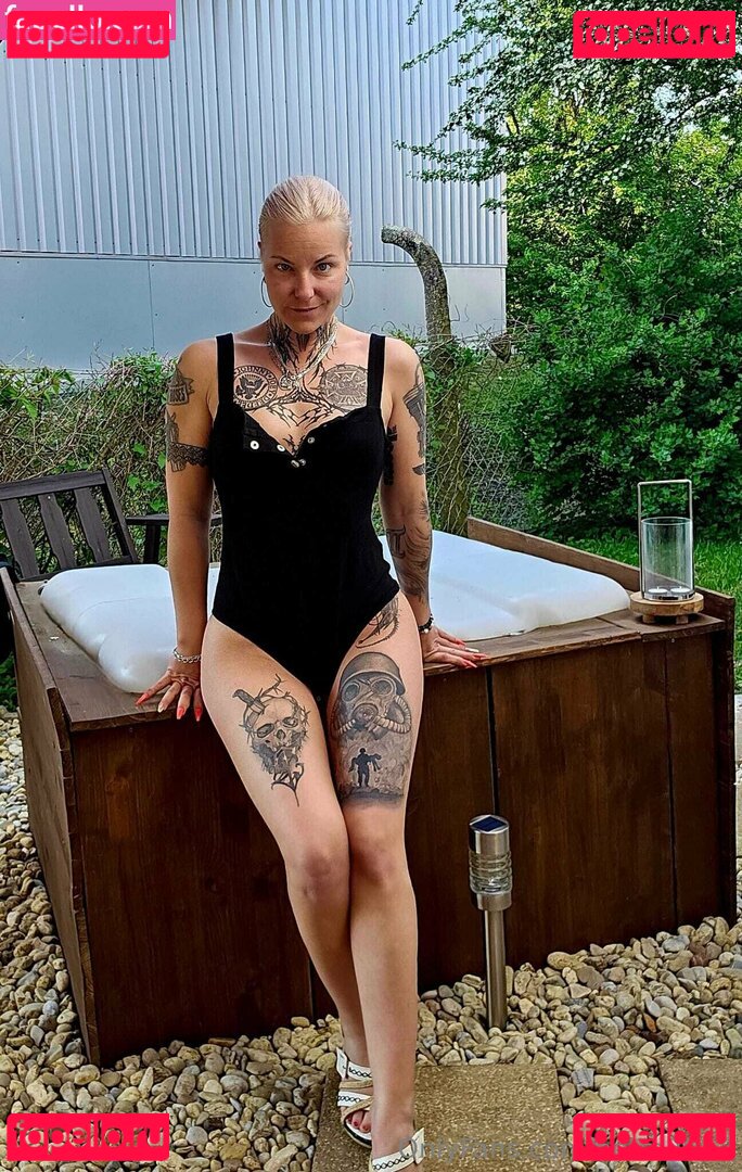 betta2012 / betta_modell Onlyfans Photo Gallery 