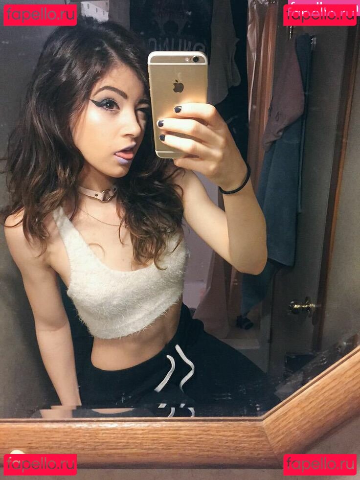 Chrissy Costanza / chrissycostanza Onlyfans Photo Gallery 