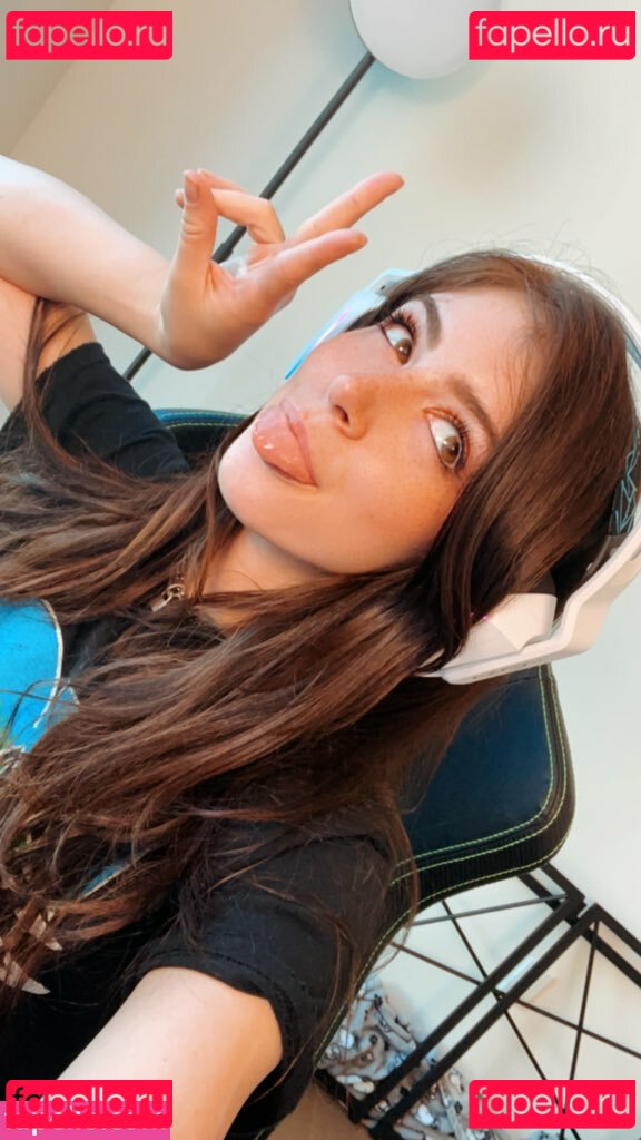 Chrissy Costanza / chrissycostanza Onlyfans Photo Gallery 