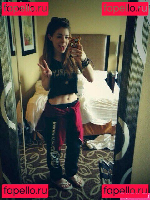 Chrissy Costanza / chrissycostanza Onlyfans Photo Gallery 