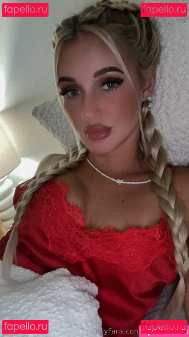 bellaxmaexo / bellaxomae Onlyfans Photo Gallery 