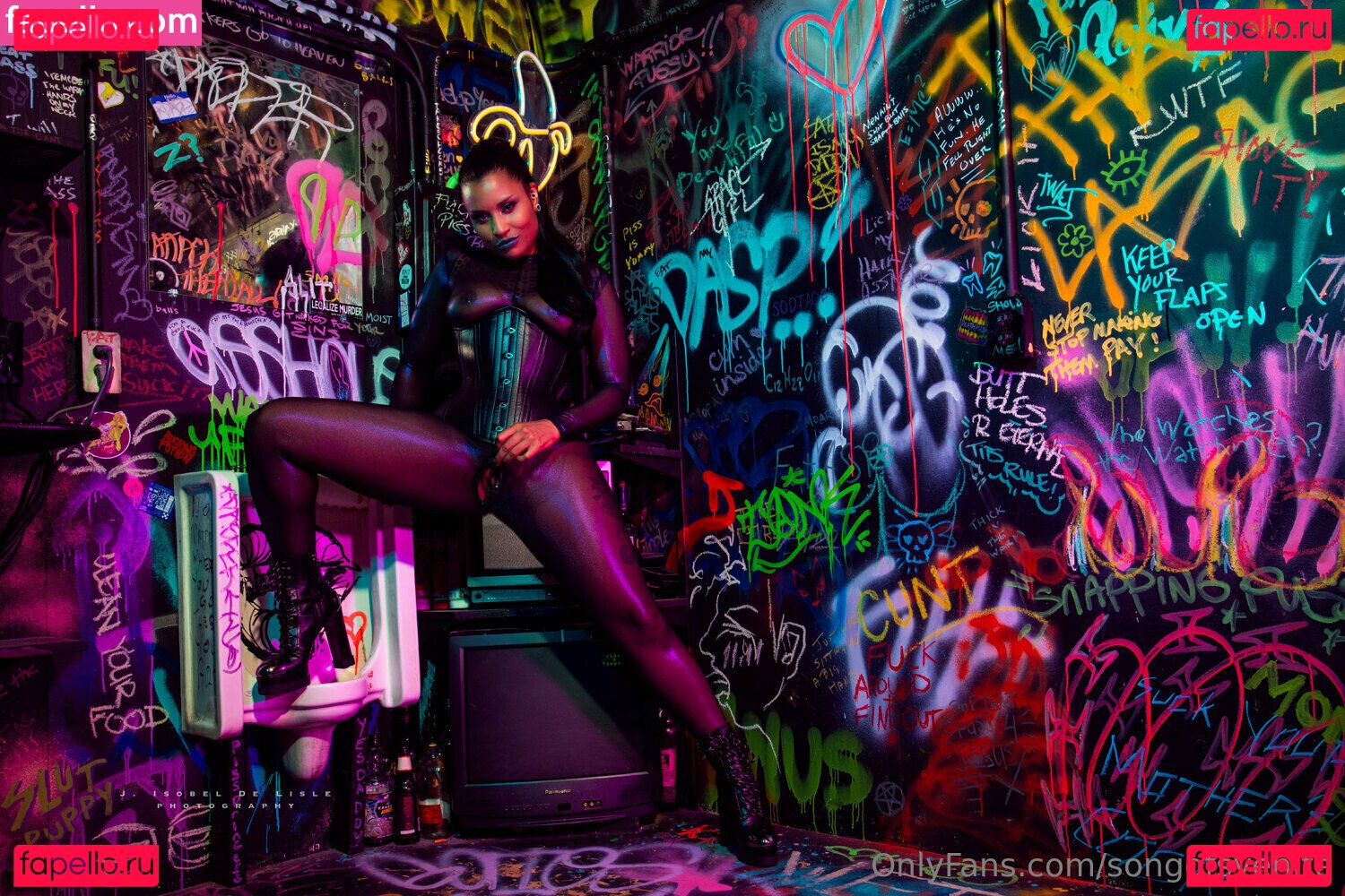 Syenite / songofsyenite Onlyfans Photo Gallery 