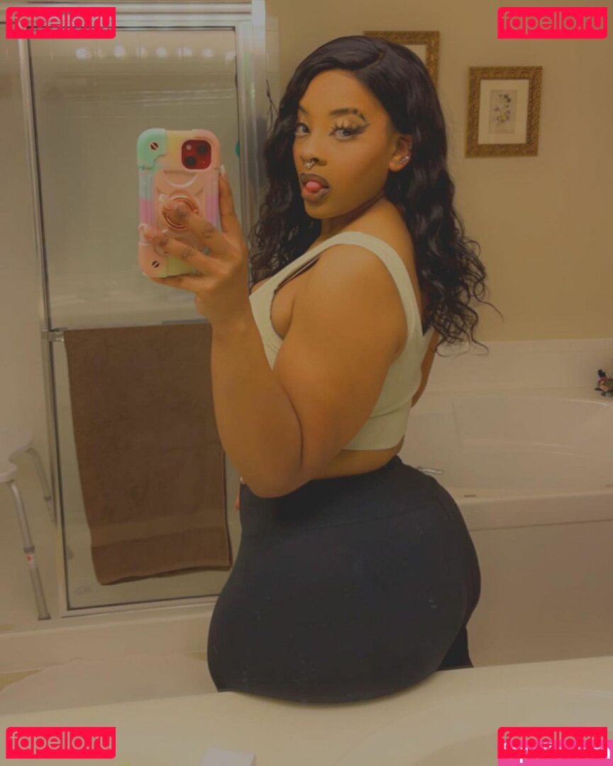 KandiiiKain / kandiiibae Onlyfans Photo Gallery 