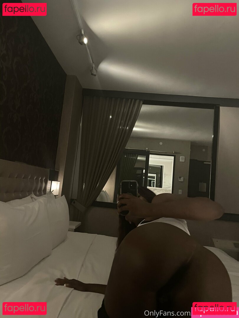 freemochakaia / missamerrrickaa Onlyfans Photo Gallery 