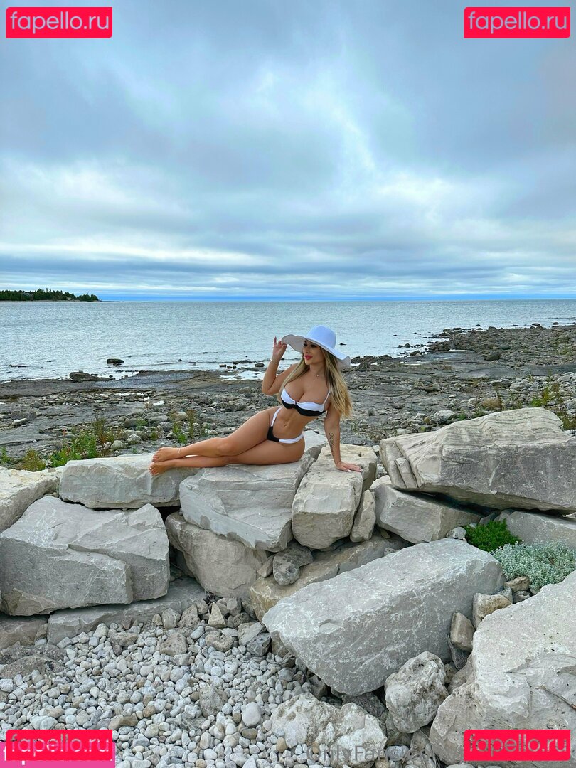 jennyjulietteofficial / jjuliettexo1 Onlyfans Photo Gallery 