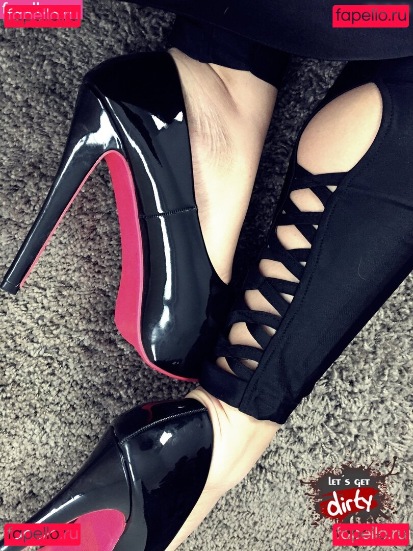 Bibixxx / saradiekirsche Onlyfans Photo Gallery 