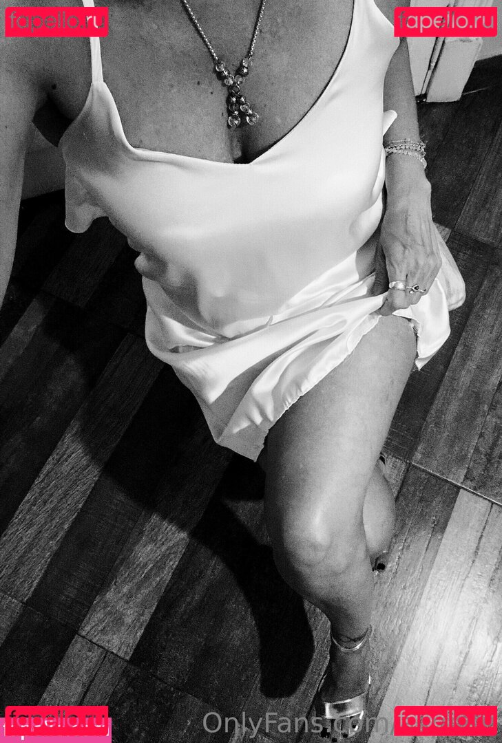 asppen Onlyfans Photo Gallery 