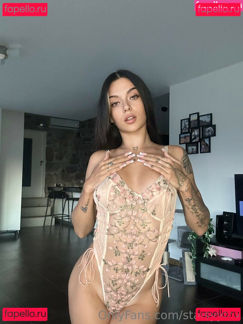 staisyyfox / staisyyfox69 / thaaiiisss10 Onlyfans Photo Gallery 