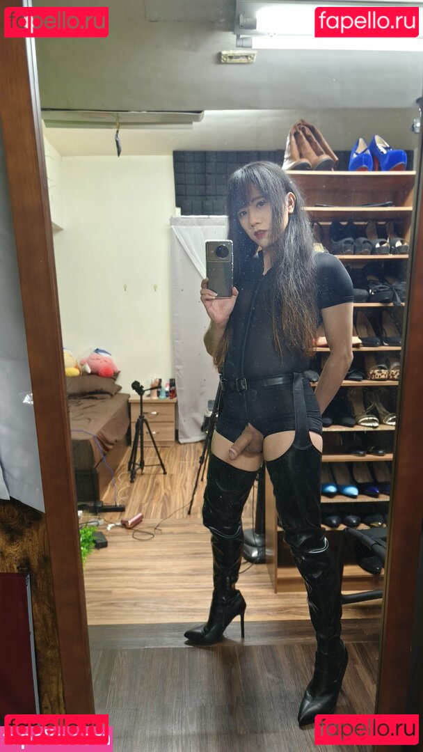 Charlotte Niya / RMP41069 Onlyfans Photo Gallery 